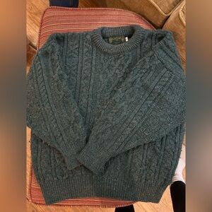Callan Irish wool sweater greenCable Knit Sweater small